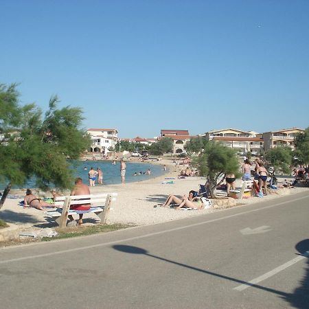 Apartments Oresic Vir Exterior foto