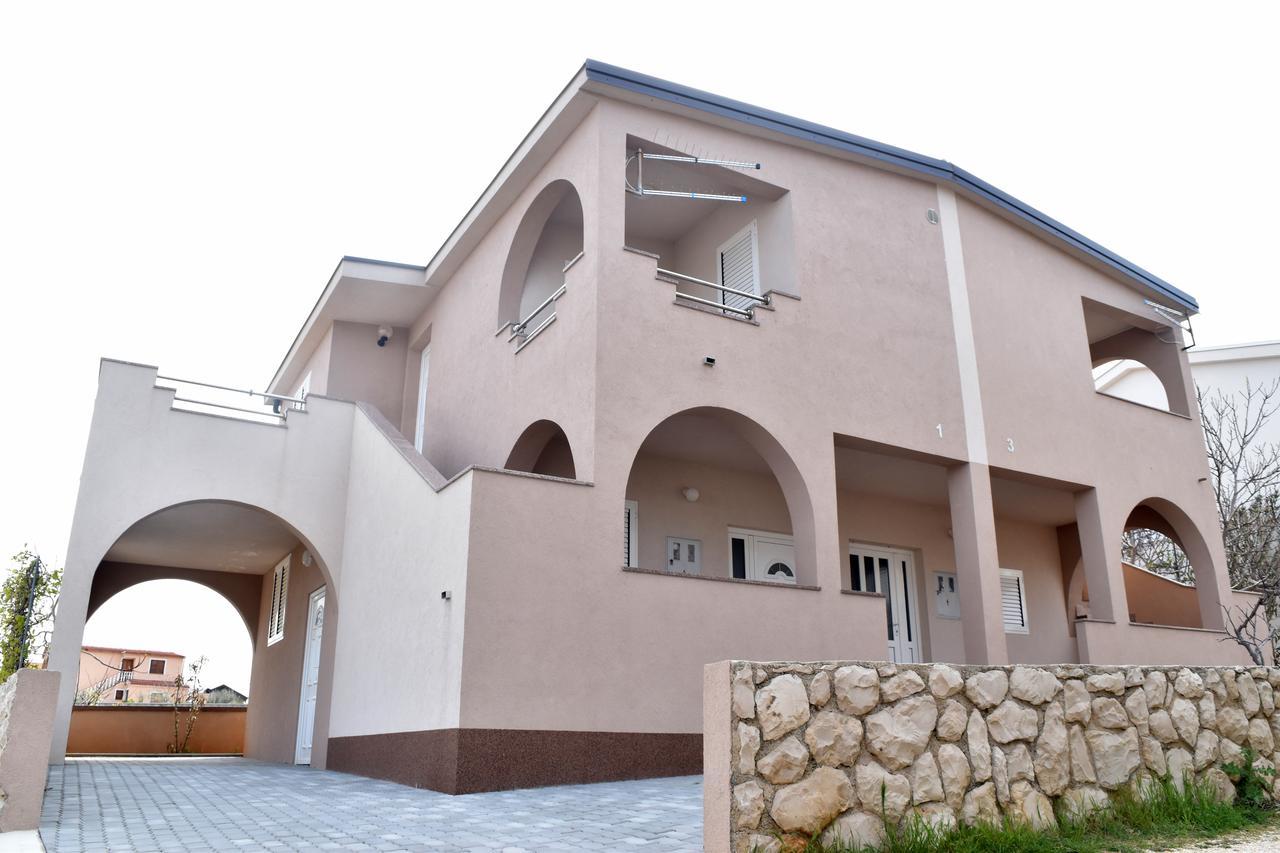 Apartments Oresic Vir Exterior foto