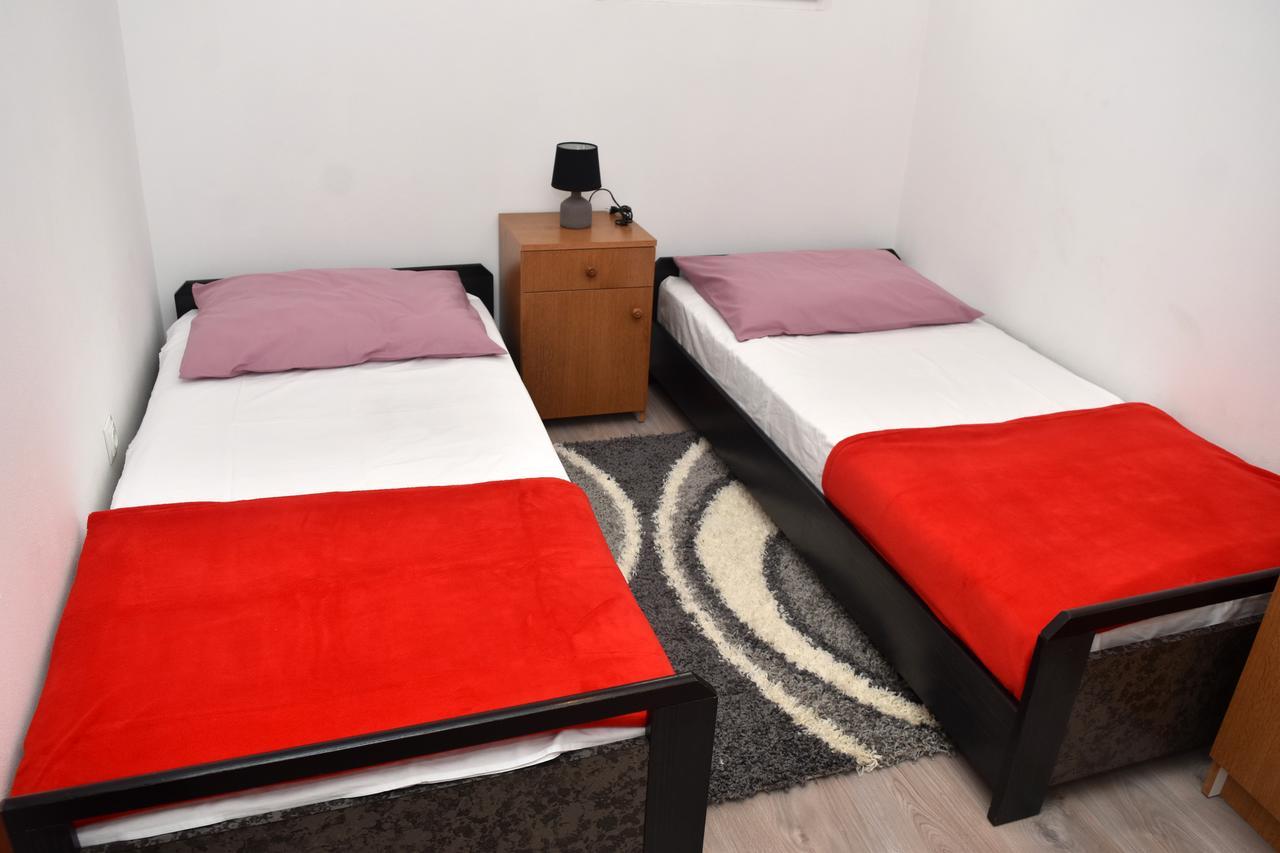 Apartments Oresic Vir Exterior foto