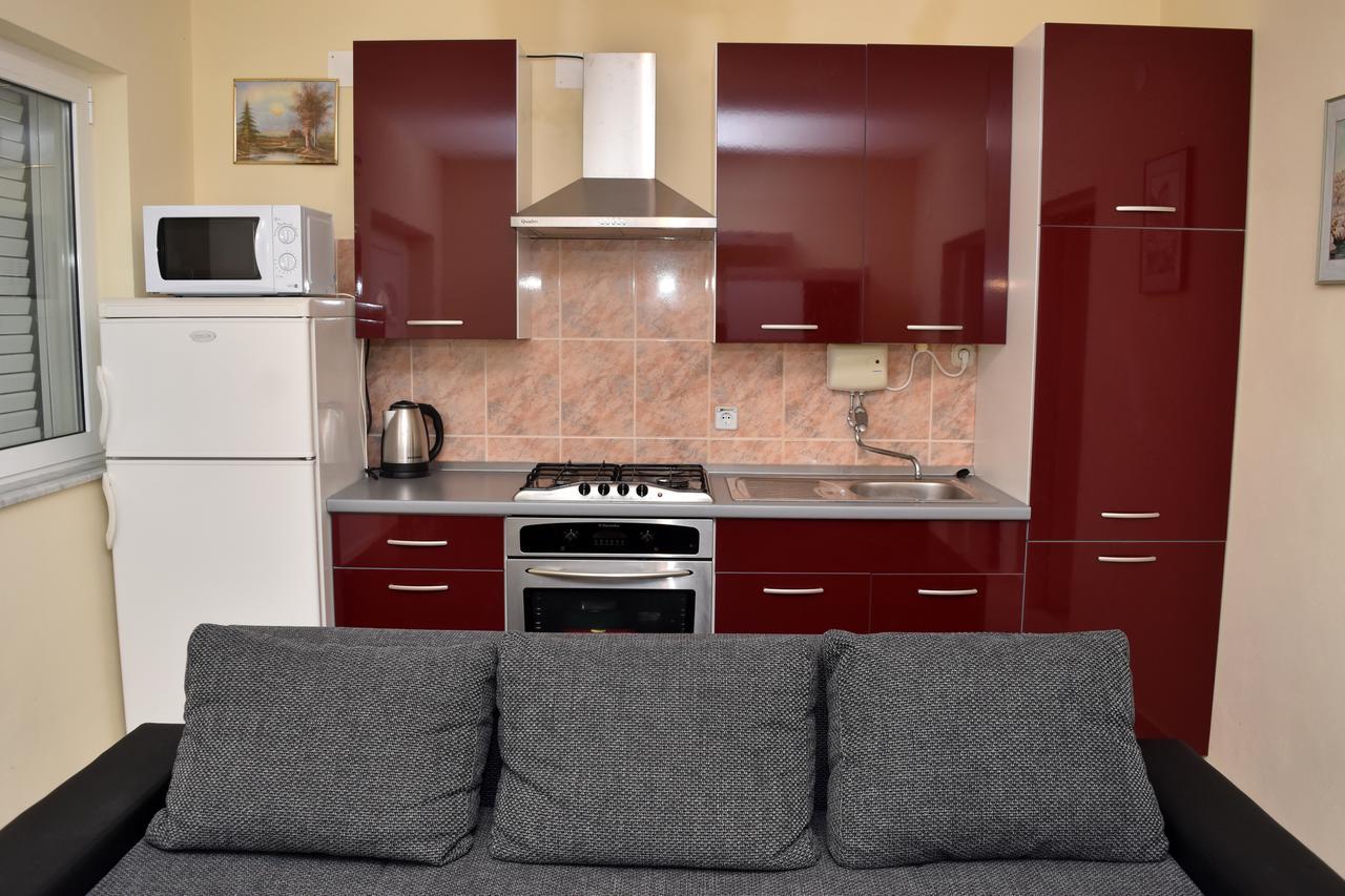 Apartments Oresic Vir Exterior foto