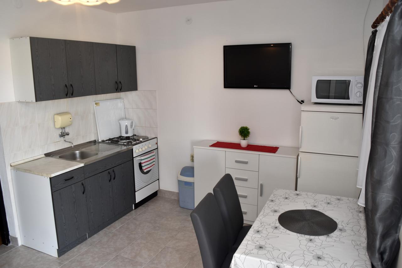 Apartments Oresic Vir Exterior foto